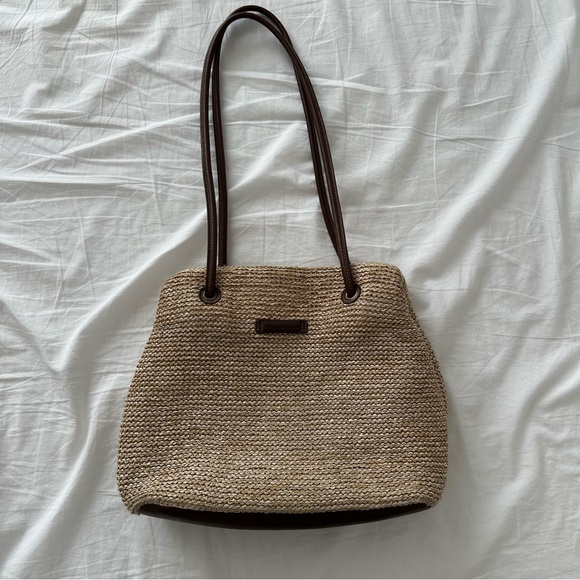 Woven Handbag - Picture 5 of 10